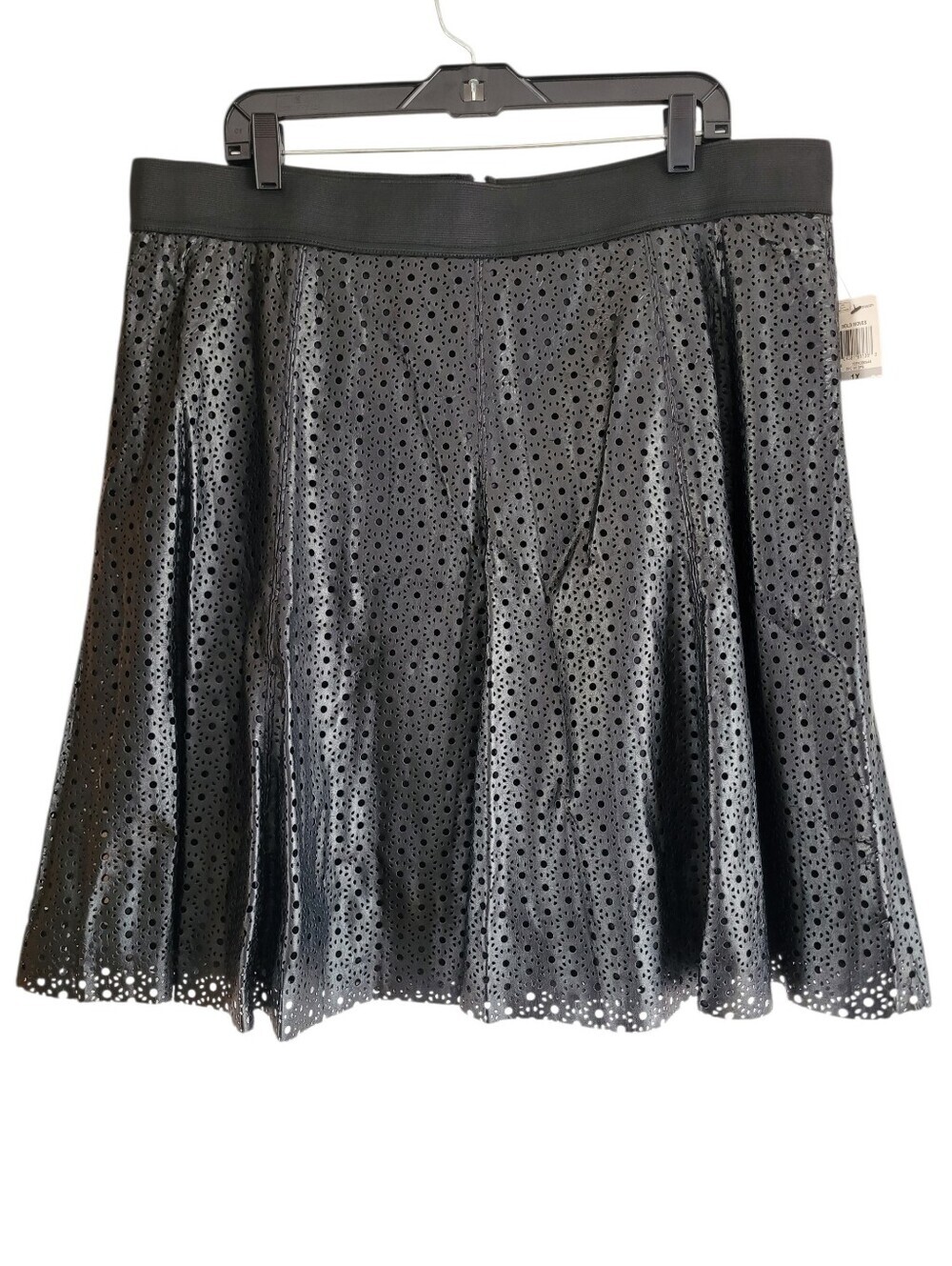 Alfani Woman 1X Black Faux Leather Perforated Floral Swing Circle Skirt Chic NEW